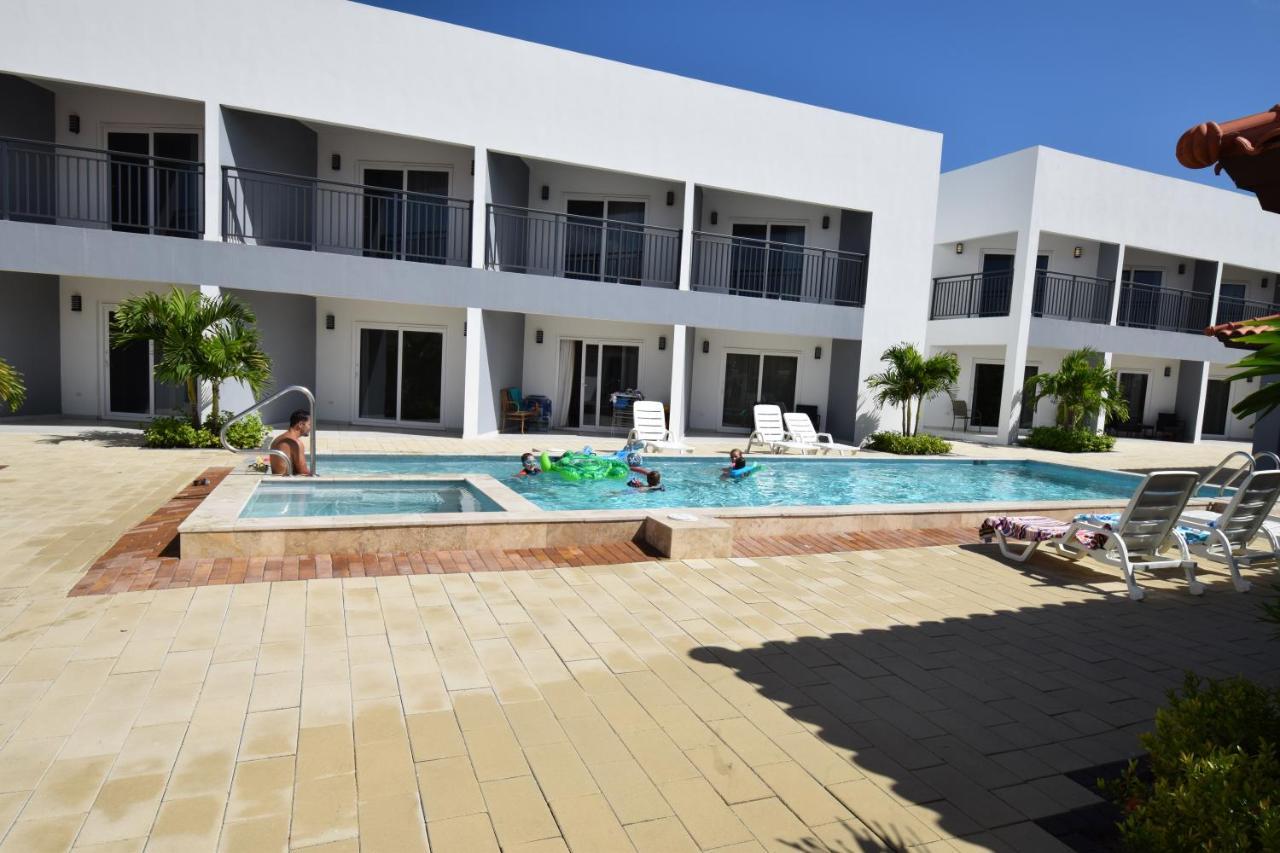 Arena Condos Aruba - Few Steps From Eagle Beach! パームビーチ エクステリア 写真